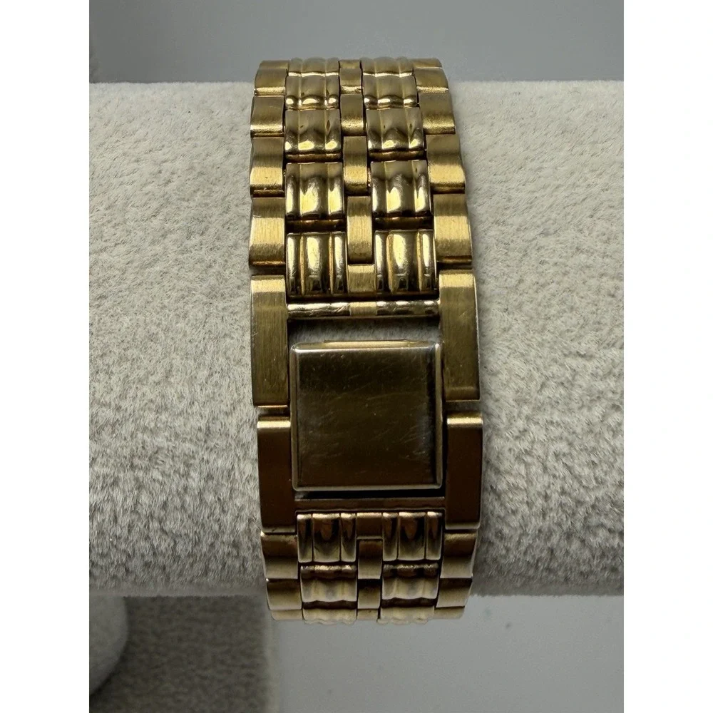 Pulsar V733-5000 New Battery Mens Tank Watch 28MM 7